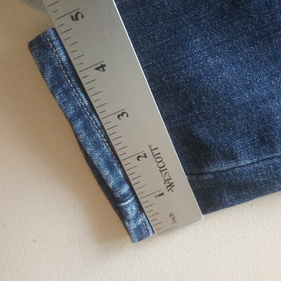 Lee women's size 6M slim fit jeans - Picture 10 of 13